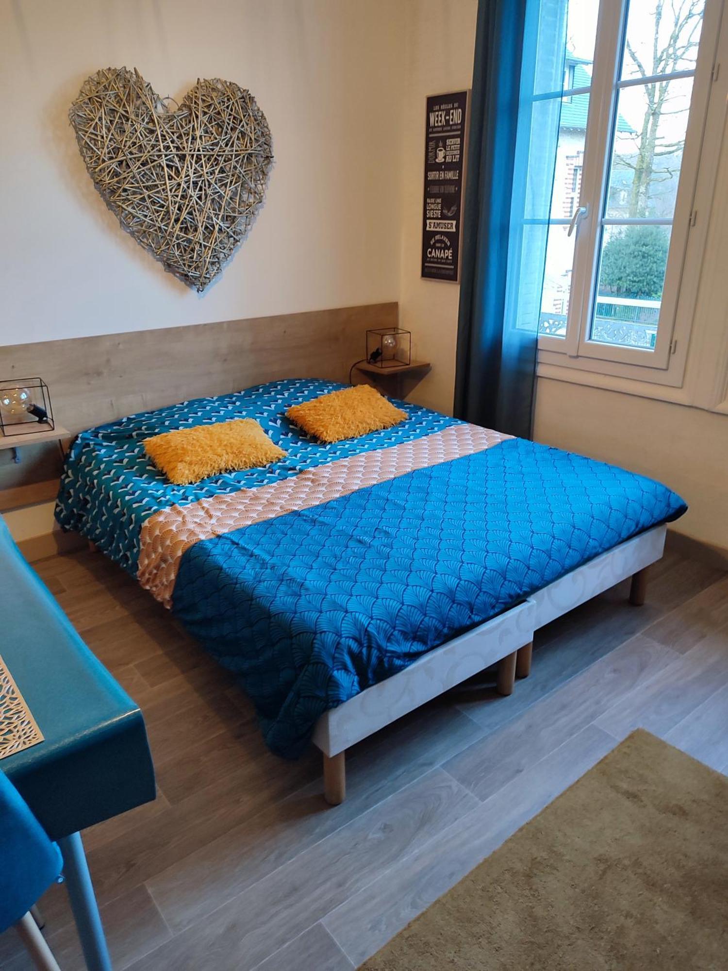 Studio 10, Tres Bien Place, Parking Wifi Gratuit Bagnoles de l'Orne Normandie Eksteriør bilde